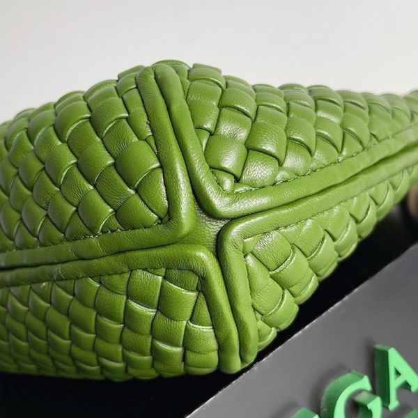 Réplique Bottega Veneta Clicker Small Bag en Avocat – Image 8