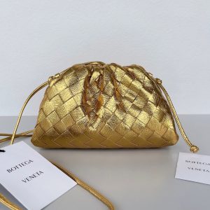 Contrefaçon Mini Pochette Bottega Veneta avec Sangle en Or