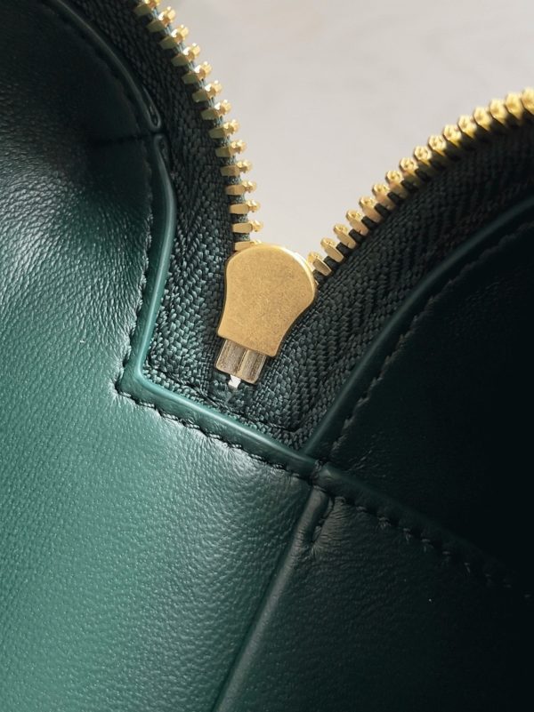 Réplique vanity case Bottega Veneta Bang Bang en Vert – Image 8