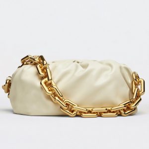 Réplique sac Bottega Veneta The Chain Pouch en Plâtre