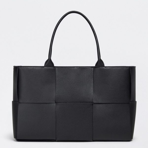 Réplique Bottega Veneta Arco Medium Tote en Cuir de Veau Intrecciato Noir