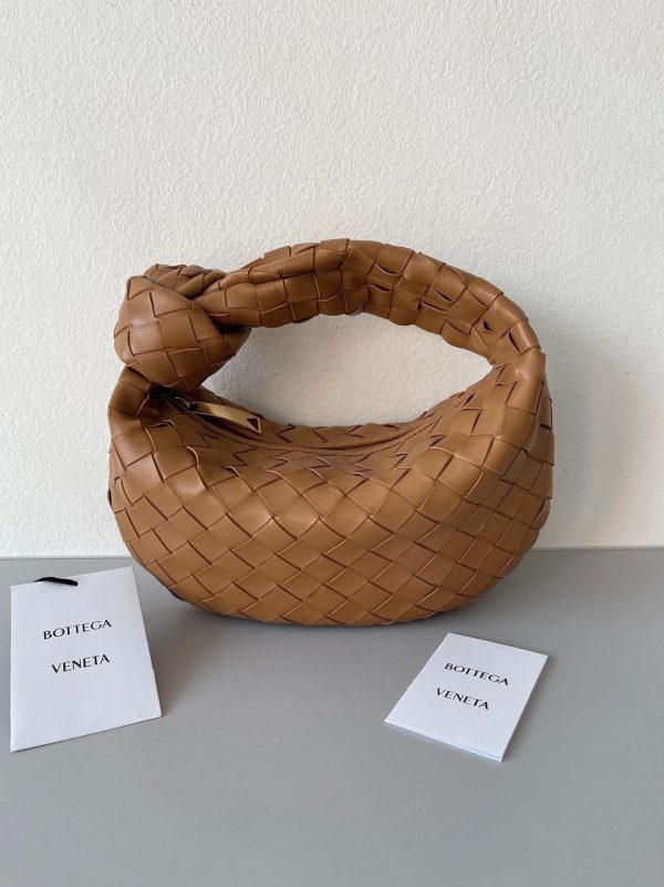 Contrefaçon Mini Sac Bottega Veneta BV Jodie en Caramel – Image 3