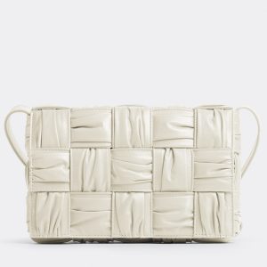 Fausse Bottega Veneta Cassette en cuir de veau intreccio White Foulard