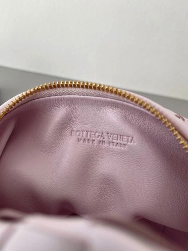 Faux Mini Sac Bottega Veneta BV Jodie en Bliss Lavé – Image 6
