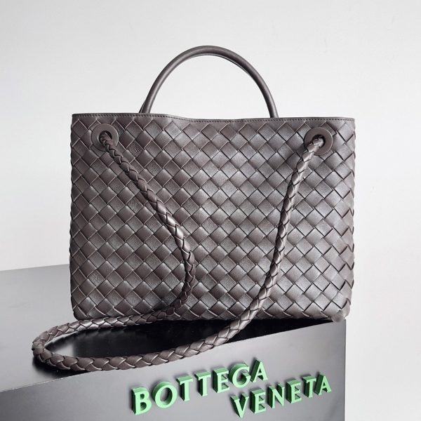 Réplique grand sac Bottega Veneta Andiamo en Fondant – Image 4