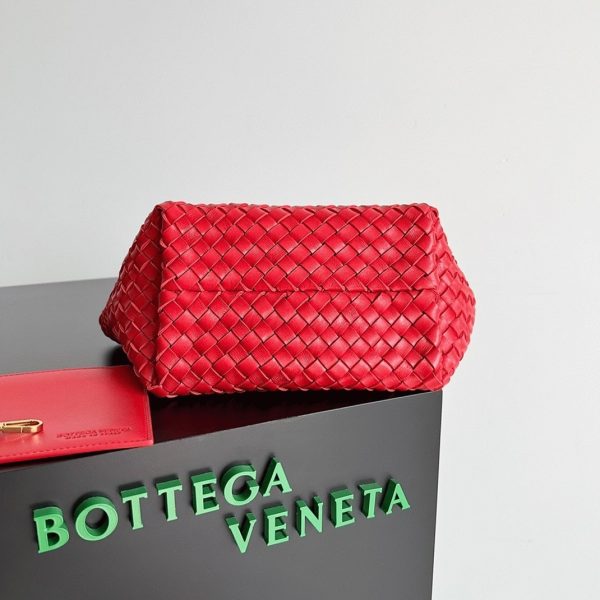 Fausse Bottega Veneta Cabat Mini en cuir d’agneau intrecciato rouge – Image 4
