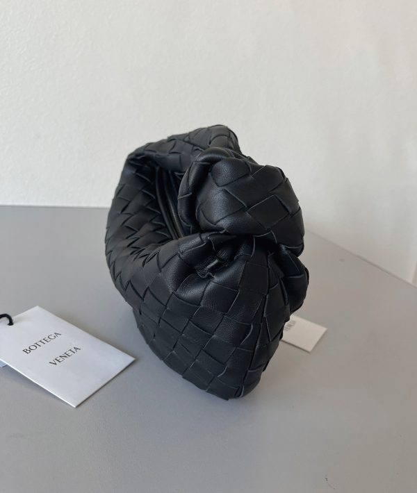 Contrefaçon Mini Sac Bottega Veneta BV Jodie en Noir – Image 6