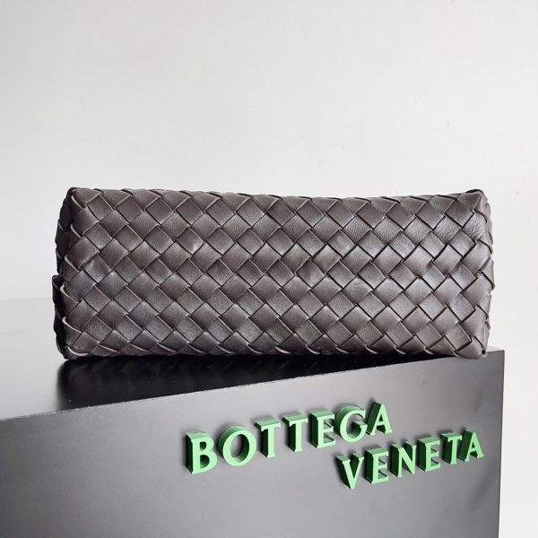 Réplique grand sac Bottega Veneta Andiamo en Fondant – Image 3