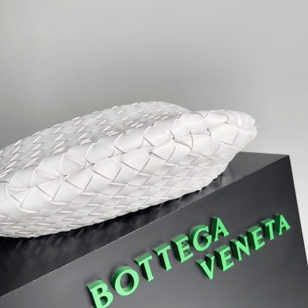 Contrefaçon petit sac Bottega Veneta Sardine en Blanc – Image 4