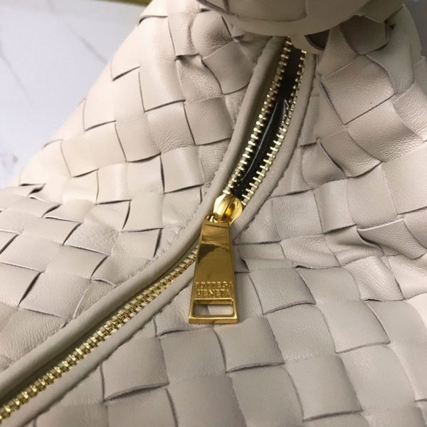 Faux Petit Sac Bottega Veneta BV Jodie en Blanc – Image 8