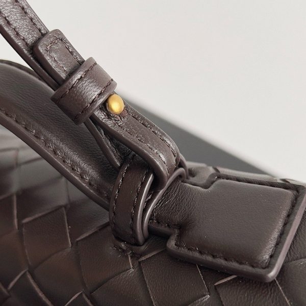 Contrefaçon vanity case Bottega Veneta Bang Bang en Fondant – Image 3