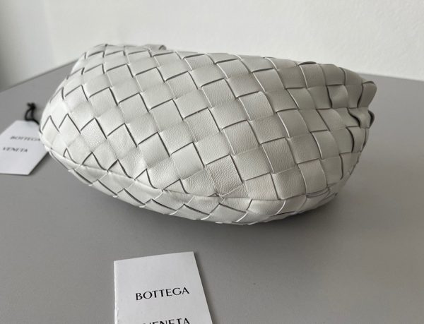 Réplique Mini Sac Bottega Veneta BV Jodie en Blanc – Image 9
