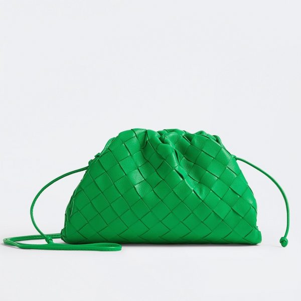 Faux Mini Pochette Bottega Veneta avec Sangle en Perruche – Image 3