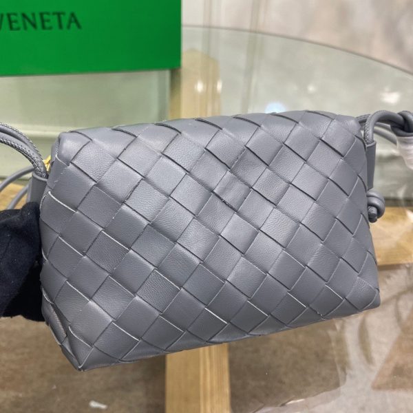 Réplique Mini Sac Bottega Veneta Loop en Gris – Image 6