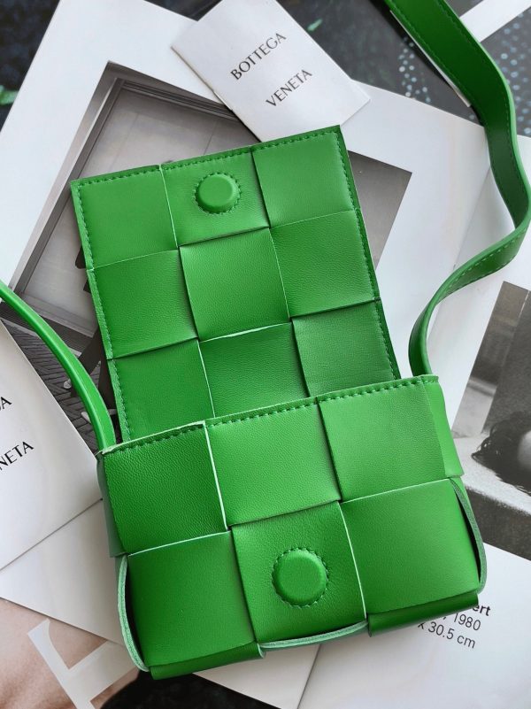 Réplique du sac Bottega Veneta Candy Cassette en Parakeet – Image 6