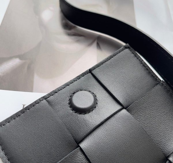 Fausse Bottega Veneta Candy Cassette en noir – Image 9