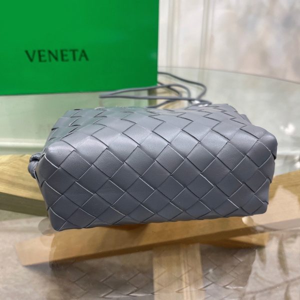 Réplique Mini Sac Bottega Veneta Loop en Gris – Image 4