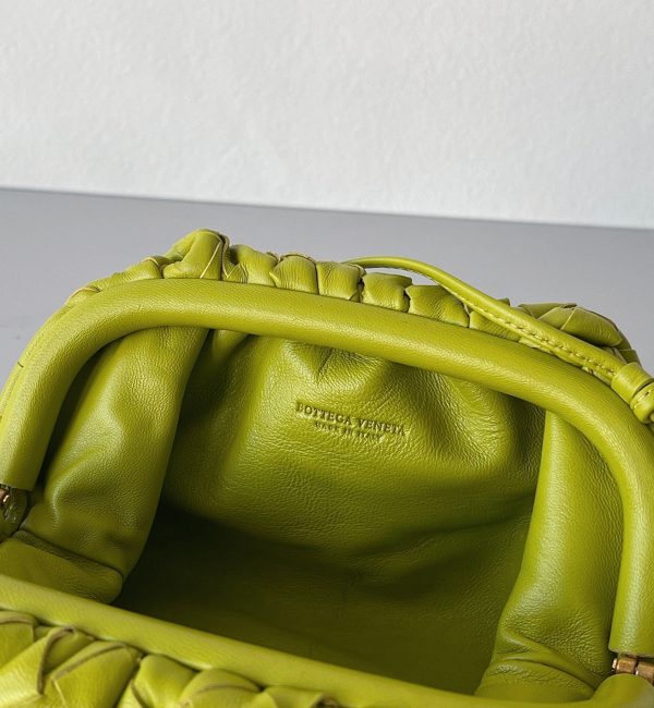 Réplique Mini Pochette Bottega Veneta avec Sangle en Kiwi – Image 4