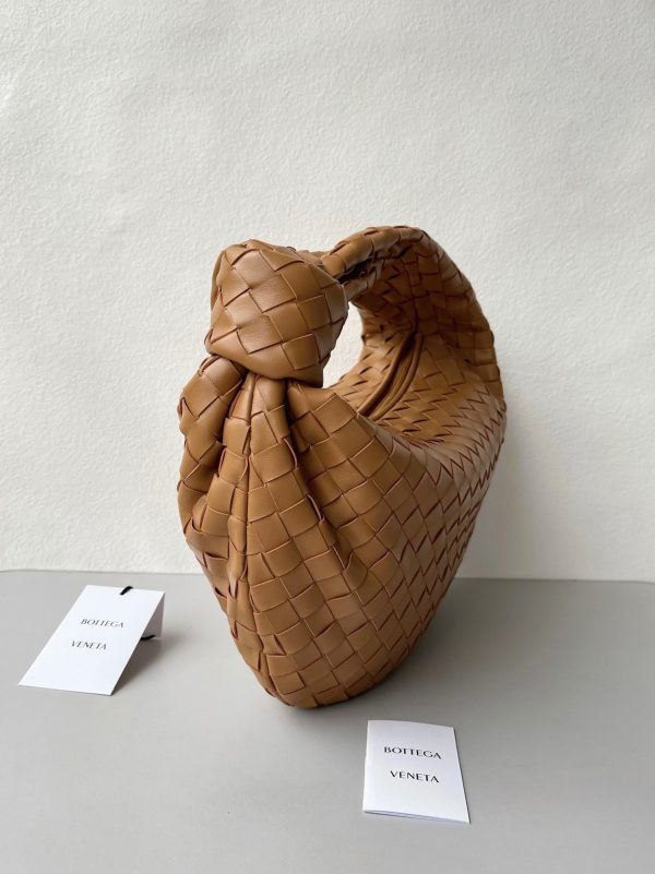 Contrefaçon Sac Adolescent Bottega Veneta BV Jodie en Caramel – Image 4
