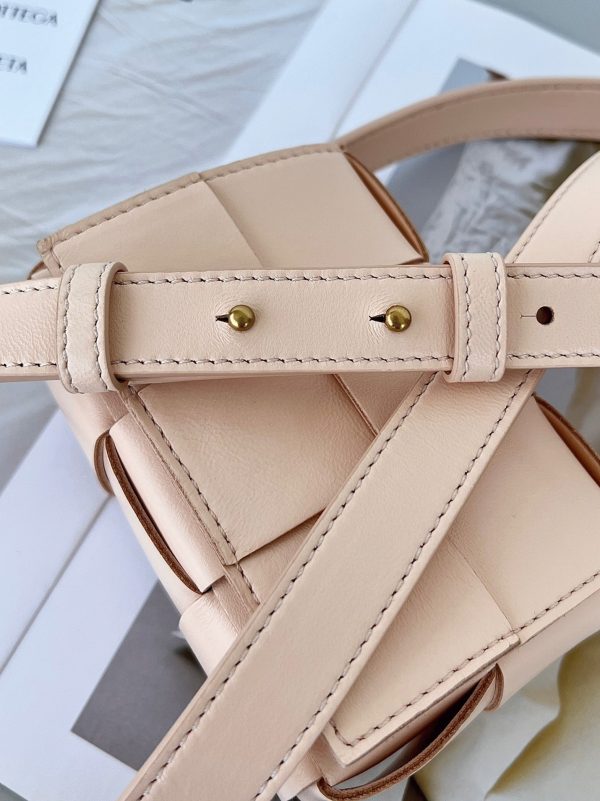 Fausse Bottega Veneta Candy Cassette en Melon lavé – Image 2