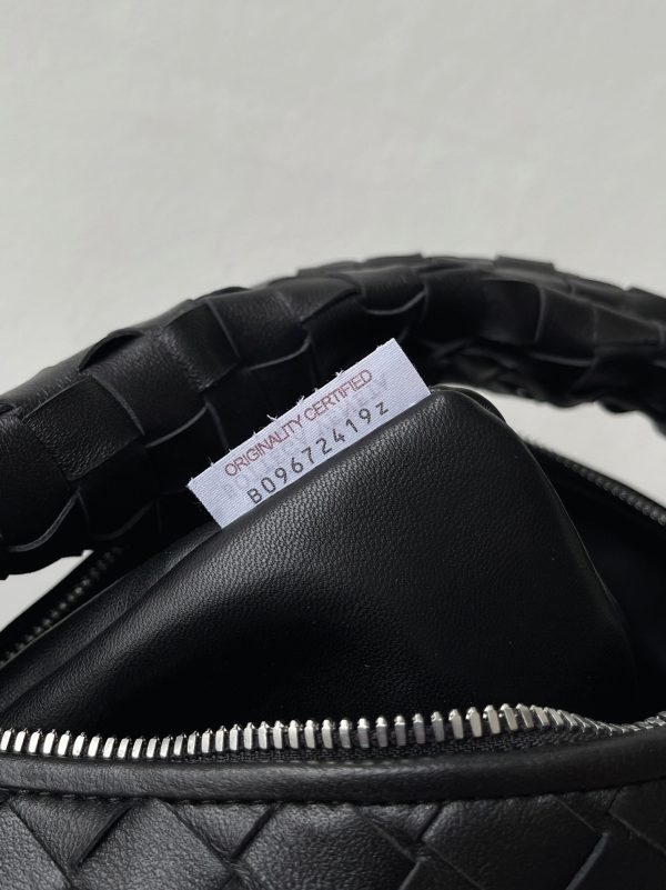 Faux Sac Adolescent Bottega Veneta BV Jodie en Noir – Image 8
