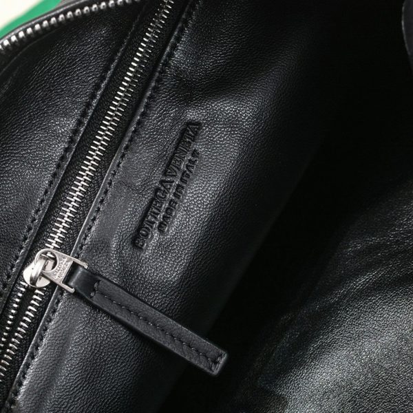 Faux Sac Adolescent Bottega Veneta BV Jodie en Noir – Image 7