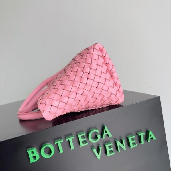 Réplique du sac Bottega Veneta Cabat Mini en cuir d’agneau intrecciato rose – Image 4