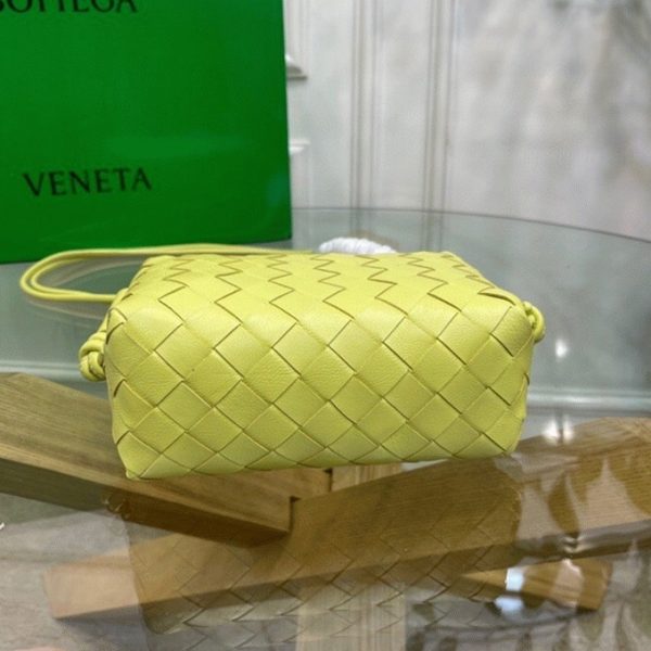 Contrefaçon Petit Sac Bottega Veneta Loop en Lanterne – Image 9