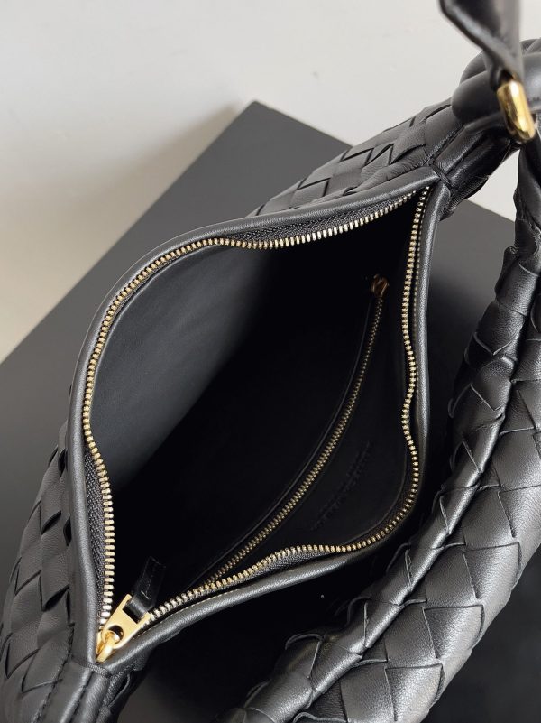 Contrefaçon sac Bottega Veneta Gemelli moyen en Noir – Image 3