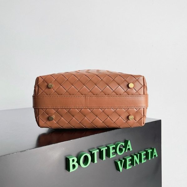 Réplique Bottega Veneta Mini Wallace Bag en Marron – Image 9