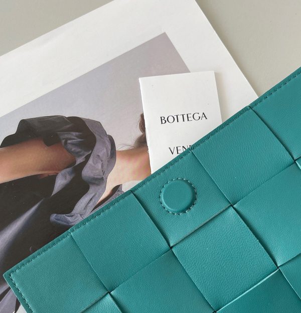 Fausse Bottega Veneta Cassette en Blaster – Image 4