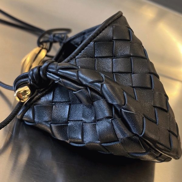 Faux mini sac Bottega Veneta Sardine en Noir – Image 6