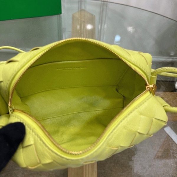 Imitation Mini Sac Bottega Veneta Loop en Kiwi – Image 3