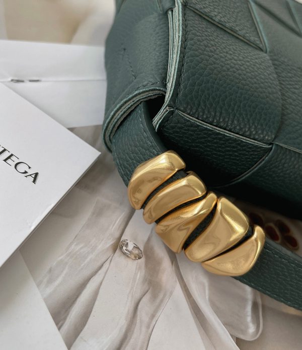 Faux Sac Bottega Veneta Cassette en Raintree – Image 4