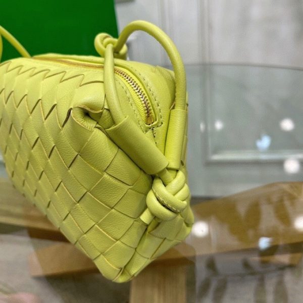 Contrefaçon Petit Sac Bottega Veneta Loop en Lanterne – Image 2