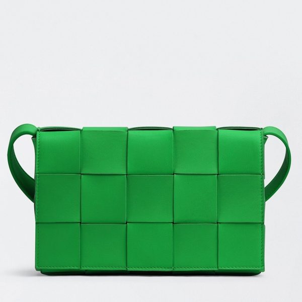 Réplique du sac Bottega Veneta Cassette en Parakeet