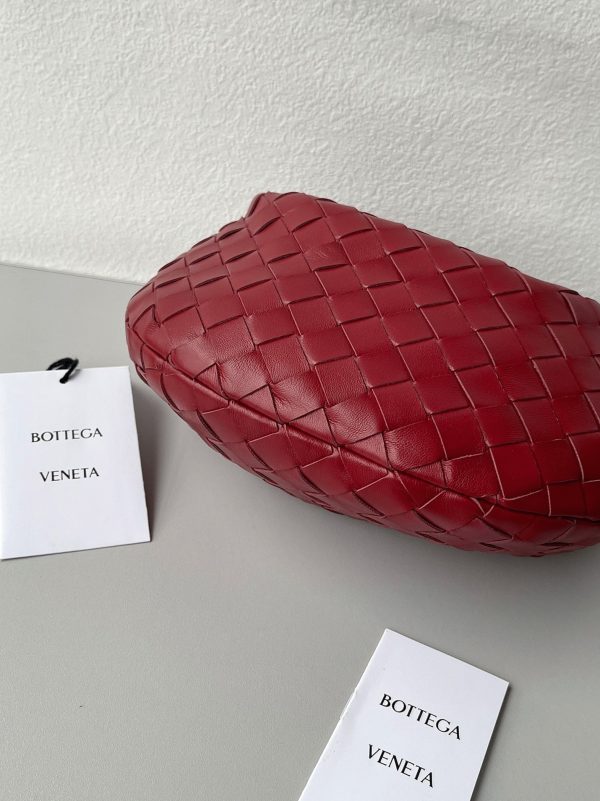 Faux Mini Sac Bottega Veneta BV Jodie en Rouge Foncé – Image 9
