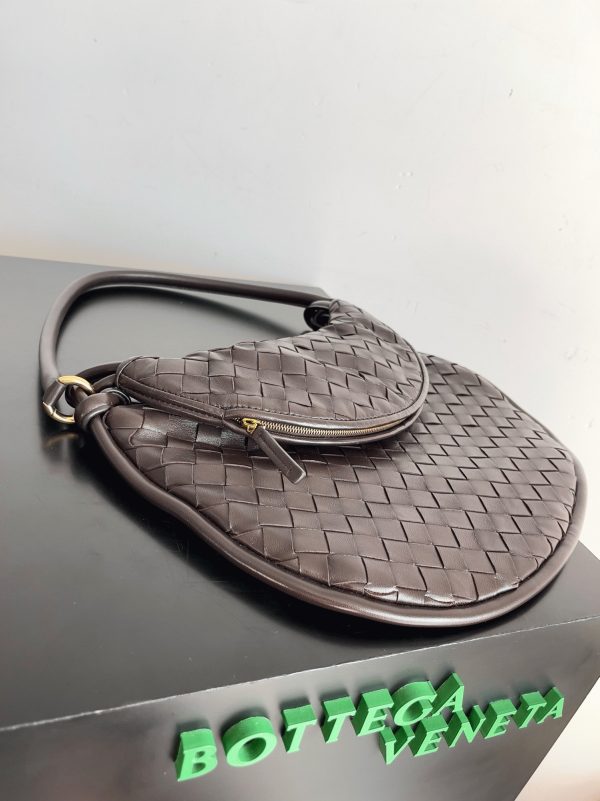 Faux sac Bottega Veneta Gemelli moyen en Fondant – Image 9