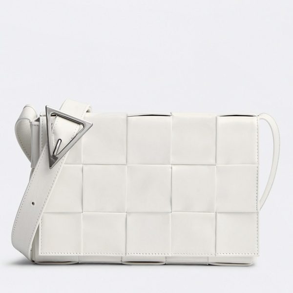 Faux Sac Bottega Veneta Cassette en Blanc