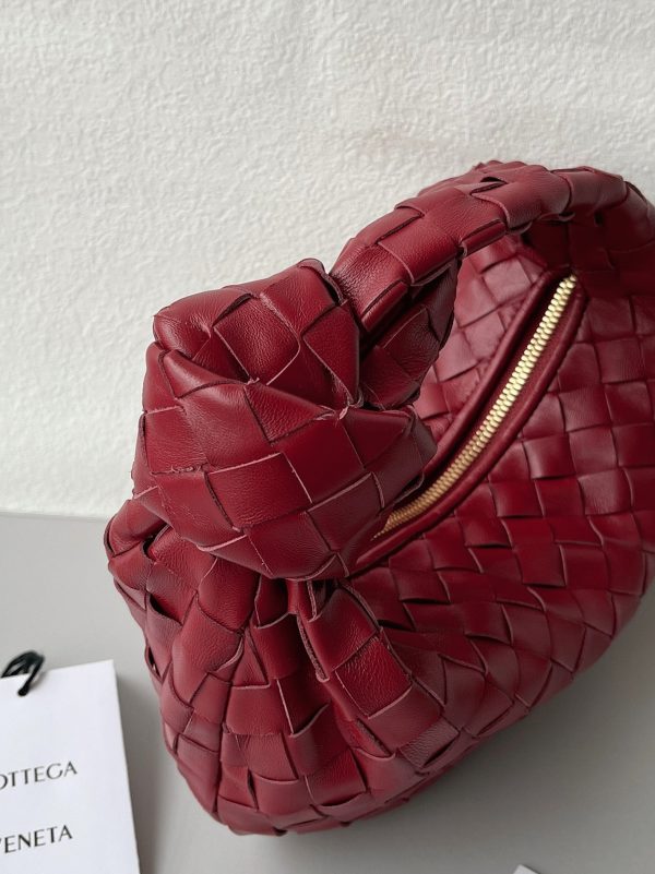 Faux Mini Sac Bottega Veneta BV Jodie en Rouge Foncé – Image 5