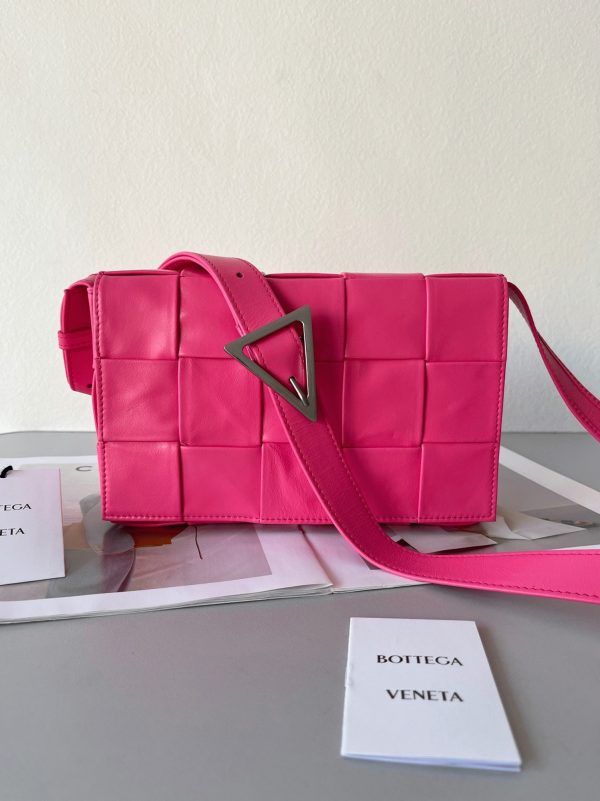 Réplique Sac Bottega Veneta Cassette en Lollipop – Image 9