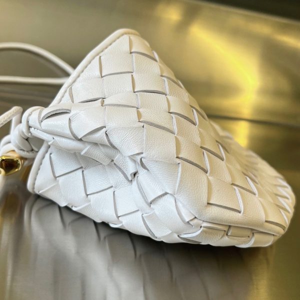 Contrefaçon mini sac Bottega Veneta Sardine en Blanc – Image 5