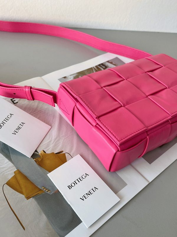 Réplique Sac Bottega Veneta Cassette en Lollipop – Image 2