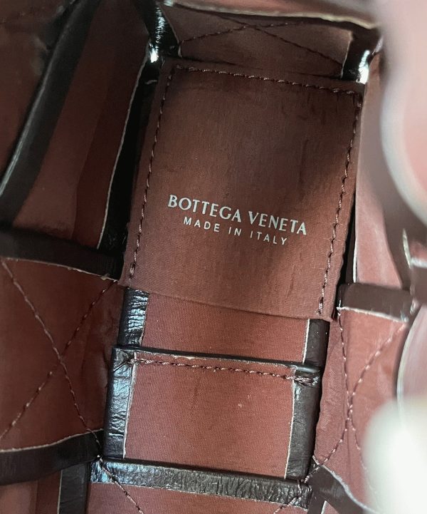 Faux Sac Bottega Veneta Cassette en Fondant – Image 6
