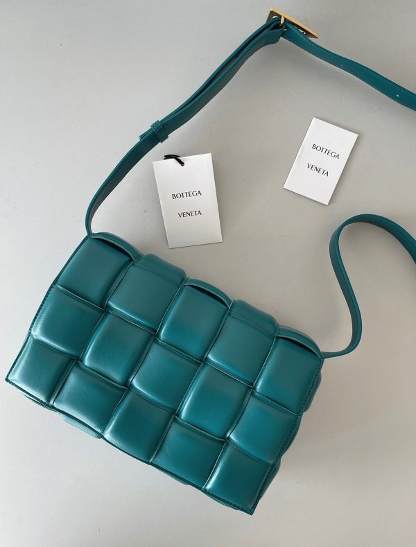 Fausse Bottega Veneta Padded Cassette en Mallard – Image 5