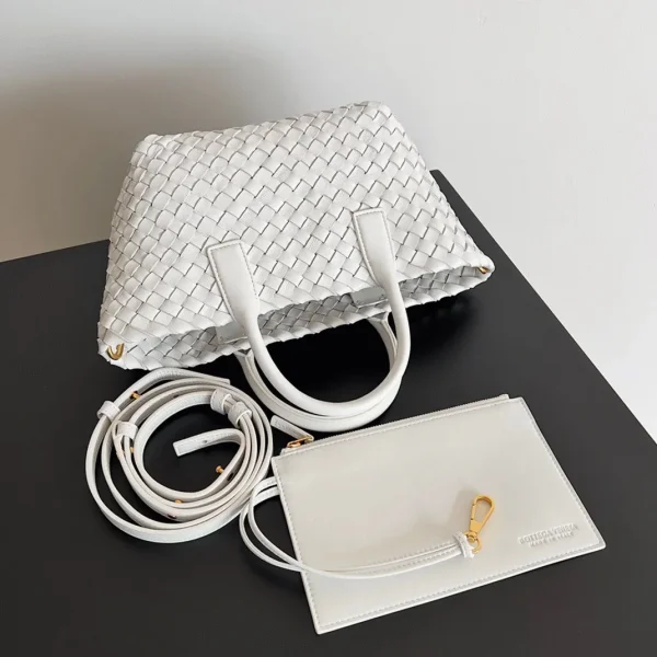 Réplique du sac Bottega Veneta Cabat Mini en cuir d’agneau intrecciato blanc – Image 10