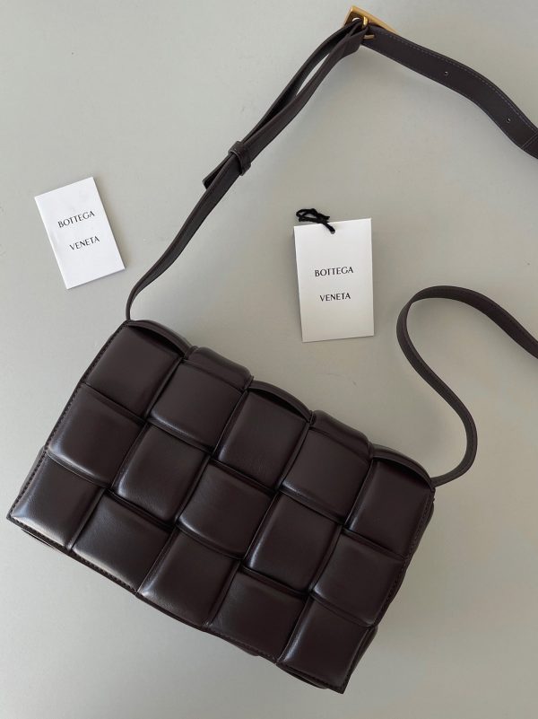Fausse Bottega Veneta Padded Cassette en Fondant – Image 3