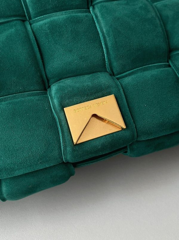 Réplique du sac Bottega Veneta Chain Cassette en vert – Image 6