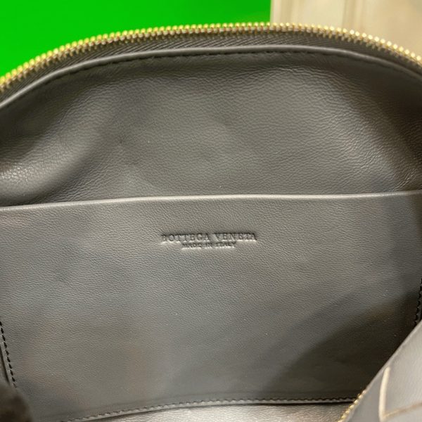 Réplique Petit Sac Bottega Veneta Loop en Gris – Image 6