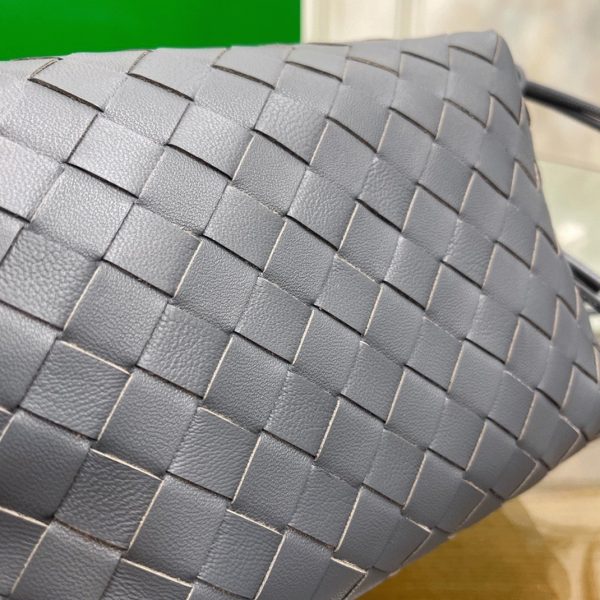 Réplique Petit Sac Bottega Veneta Loop en Gris – Image 4